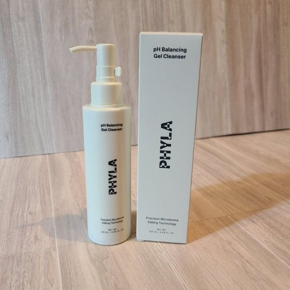 PHYLA pH Balancing Gel Face Cleanser Wash Acne Skincare 4.06 fl oz Exp 12/27 New